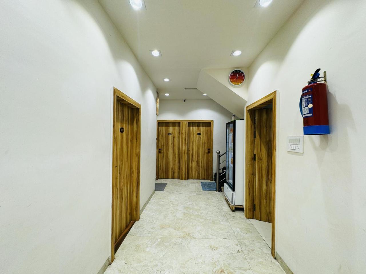 Hotel Shree Mahakal Krapa Удджайн Екстер'єр фото